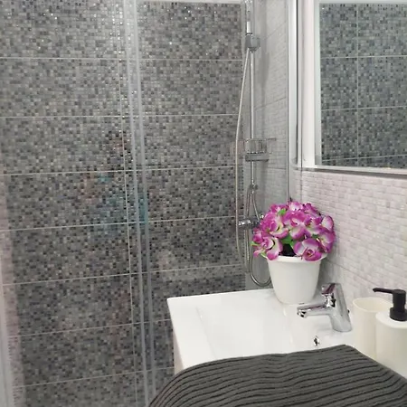 Jacuzzi Suite Sueno De Pakito Apartman